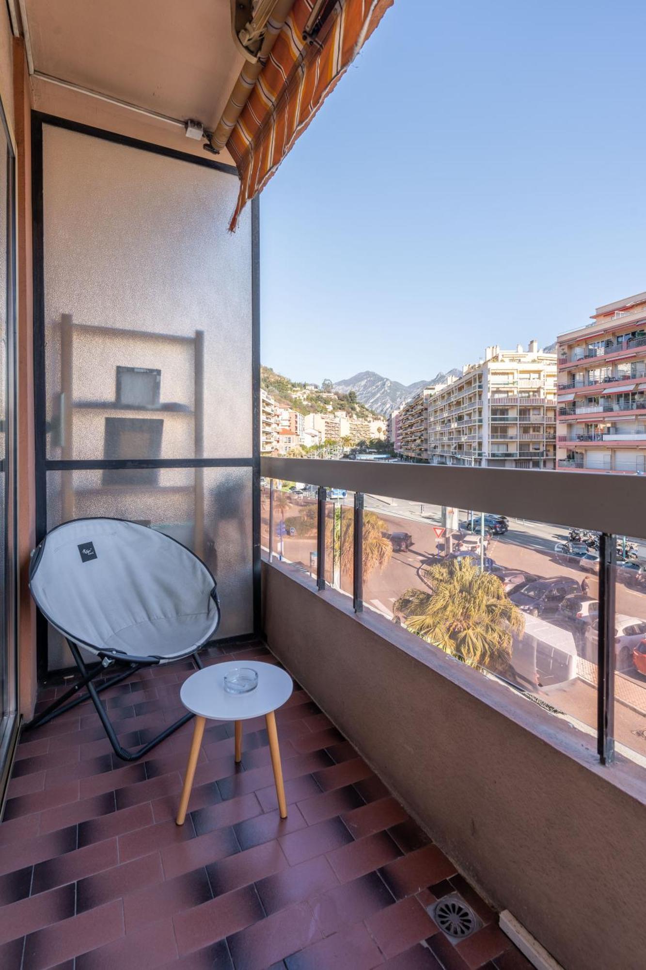 Fabuleux Appartement 2 Personnes Au Coeur De Menton, Climatise Et Proche Gares Routiere Et Sncf Eksteriør billede